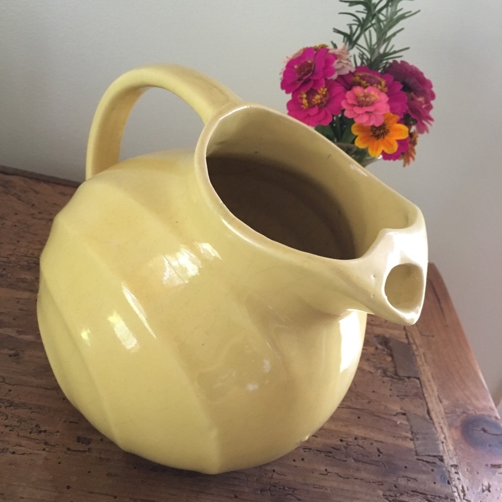 Vintage pitcher from the 50’s. - Picture 5 of 6